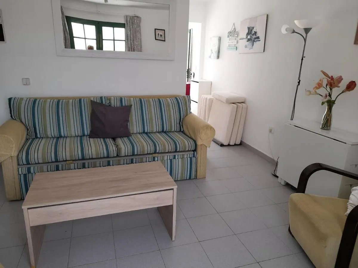 Fabulous 1-Bed Apartment in Puerto del Carmen 0*, Puerto del Carmen (Lanzarote) España