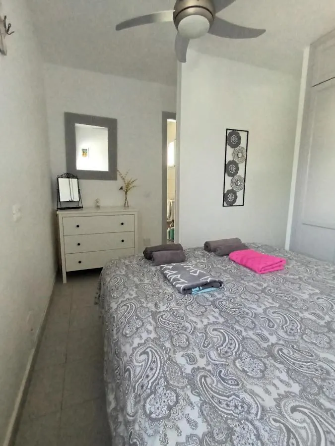 Fabulous 1-Bed Apartment in Puerto del Carmen España